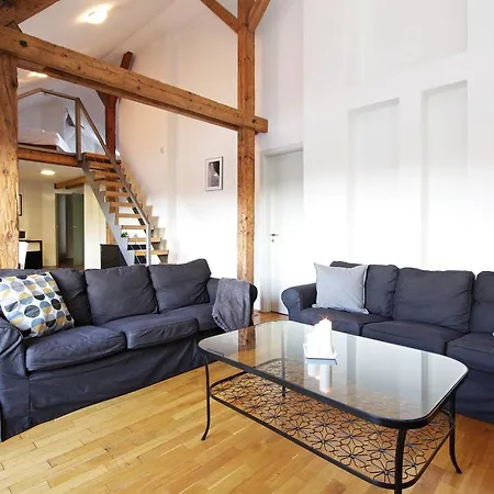 Vltava Penthouse *